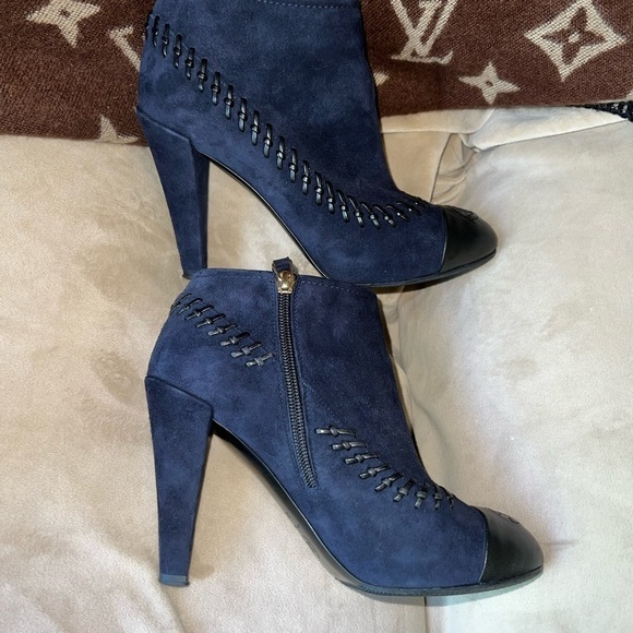 CHANEL Navy and Black Ankle Boots - Picture 10 of 13